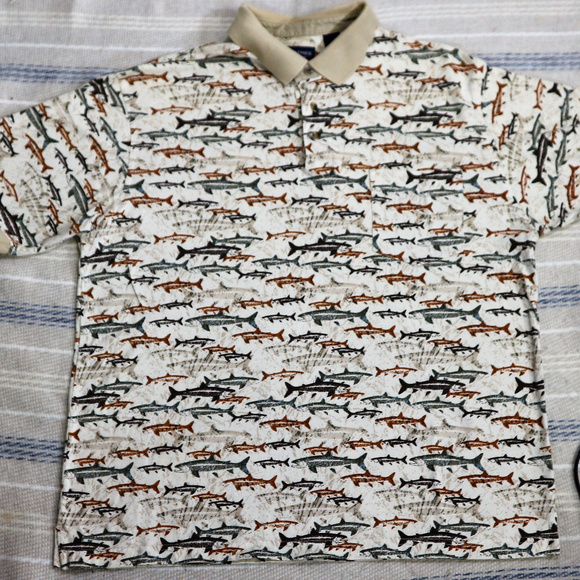 VTG ROUNDTREE & YORKE Shark Print Polo Shirt - Picture 3 of 7